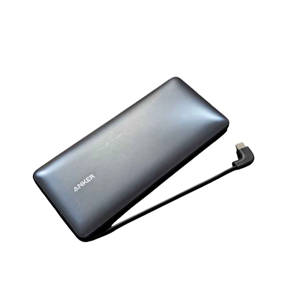 Nn2U Anker - Power Bank 20,000 mAh, 30W PD w/‎ built in USB-C Cable - Black